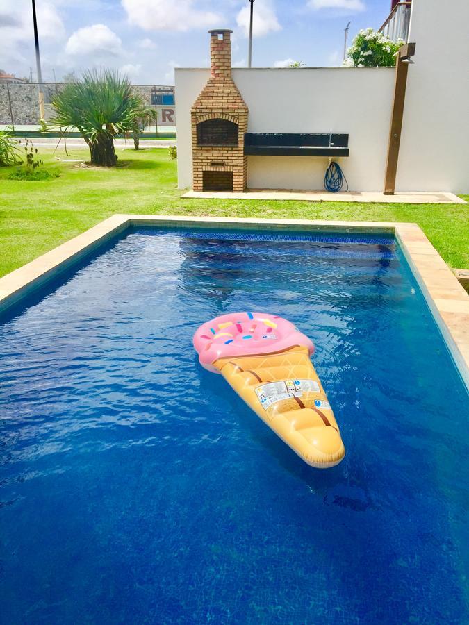 Casa Com Piscina Holiday home *